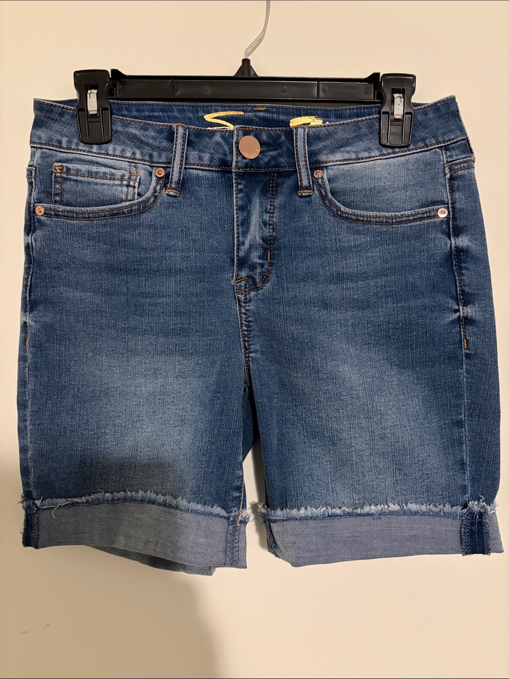 Seven7 Women's Medium Blue Cuffed Denim Shorts